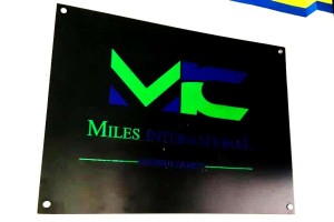 indoor-acrylic-sign-board